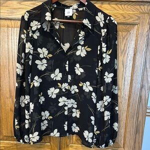 Cabi Women's Black Floral Top